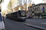 Rom Straßenbahnlinie 8 mit Niederflurgelenkwagen 9106 nahe bei Trastevere (2010)