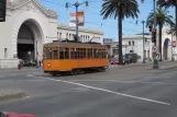 San Francisco F-Market & Wharves mit Triebwagen 1856nah Embarcadero & Bay (2010)