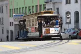 San Francisco Kabelstraßenbahn Powell-Hyde mit Kabelstraßenbahn 14nah Washington & Powell (2010)