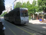 Sofia Straßenbahnlinie 7 mit Gelenkwagen 922 auf Konstantin Velichkov (2008)