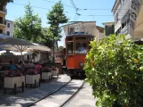 Sóller Straßenbahnlinie mit Triebwagen 1 auf Plaça de sa Constitució (2013)