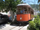 Sóller Straßenbahnlinie mit Triebwagen 23 am Port de Sóller (2013)