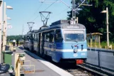 Stockholm Straßenbahnlinie 21 Lidingöbanan mit Triebwagen 316 "Dalsland" am Gåshaga brygga (2005)