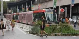 Sydney Stadtbahn Linie L3 mit Niederflurgelenkwagen 018 am Circular Quay (2023)