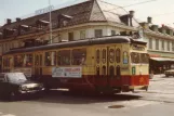 Trondheim Straßenbahnlinie 2 mit Triebwagen 20 in der Kreuzung Olav Tryggvasons gate/Nordre gate (1980)