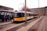 Ulm Straßenbahnlinie 1 mit Gelenkwagen 8 am Hauptbahnhof (1998)