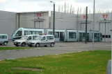 Valenciennes Niederflurgelenkwagen 15 vor Dépôt Tramway (2008)