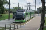 Vitoria-Gasteiz Straßenbahnlinie T2 mit Niederflurgelenkwagen 509 am Artapadura (2012)