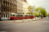 Wien Straßenbahnlinie 43  am Landesgerichtsstr. (2001)