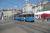 Zagreb Straßenbahnlinie 12 mit Beiwagen 701 auf Trg bana Josipa Jelačića (2008)