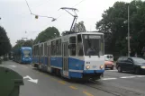 Zagreb Straßenbahnlinie 13 mit Gelenkwagen 313 nahe bei Park Maksimir (2008)