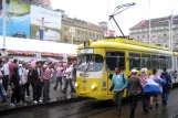 Zagreb Straßenbahnlinie 13 mit Gelenkwagen 919 auf Trg bana Josipa Jelačića (2008)