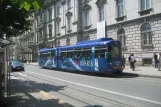 Zagreb Straßenbahnlinie 13 mit Gelenkwagen 941 auf Zrinjevac (2008)