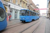 Zagreb Zusätzliche Linie 1 mit Gelenkwagen 330 auf Praška ulica (2013)