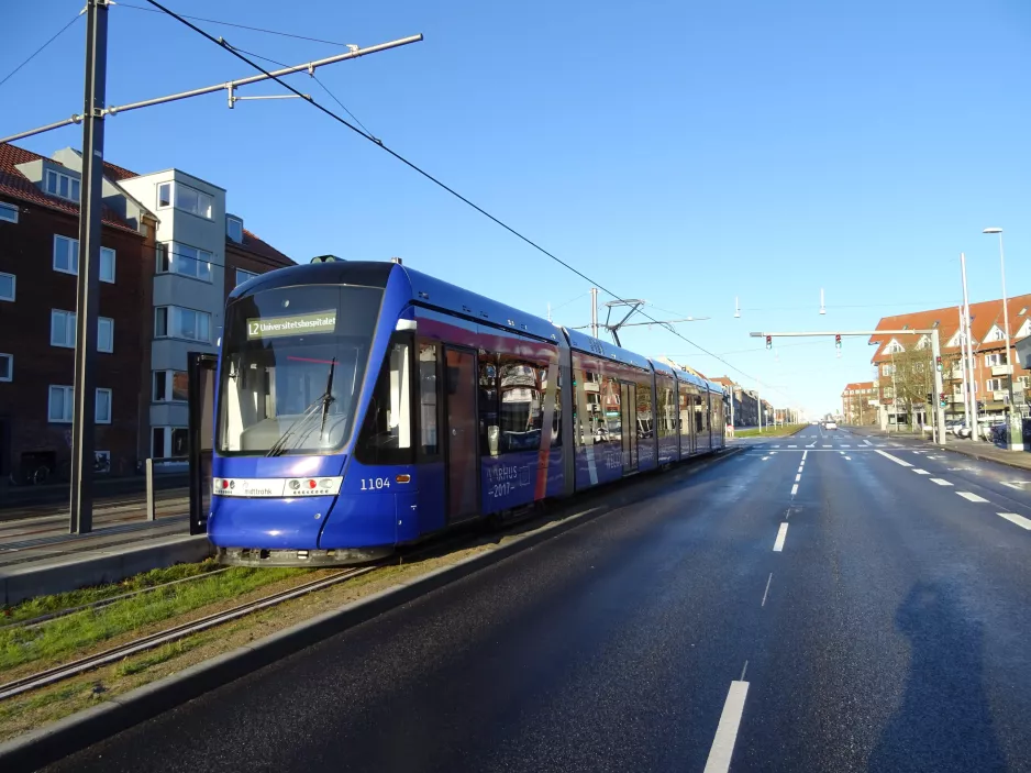 Aarhus Niederflurgelenkwagen 1104-1204nah Stjernepladsen (2017)