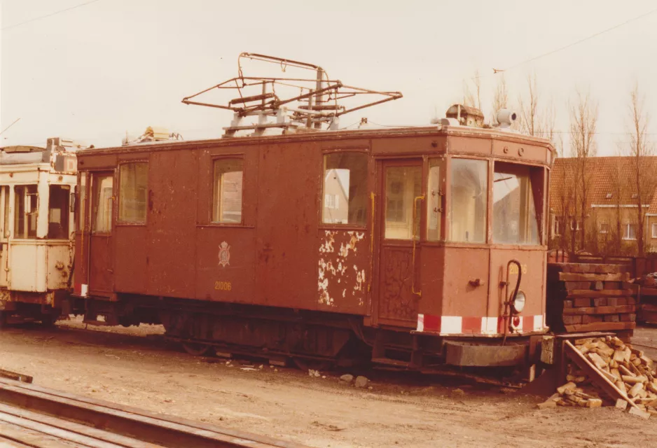 Archivfoto: Brüssel Motorgüterwagen 21006 am Knokke (1978)