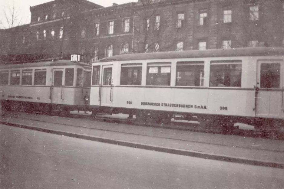 Archivfoto: Duisburg Regionallinie 901 mit Beiwagen 306nah Altstadt (1928)