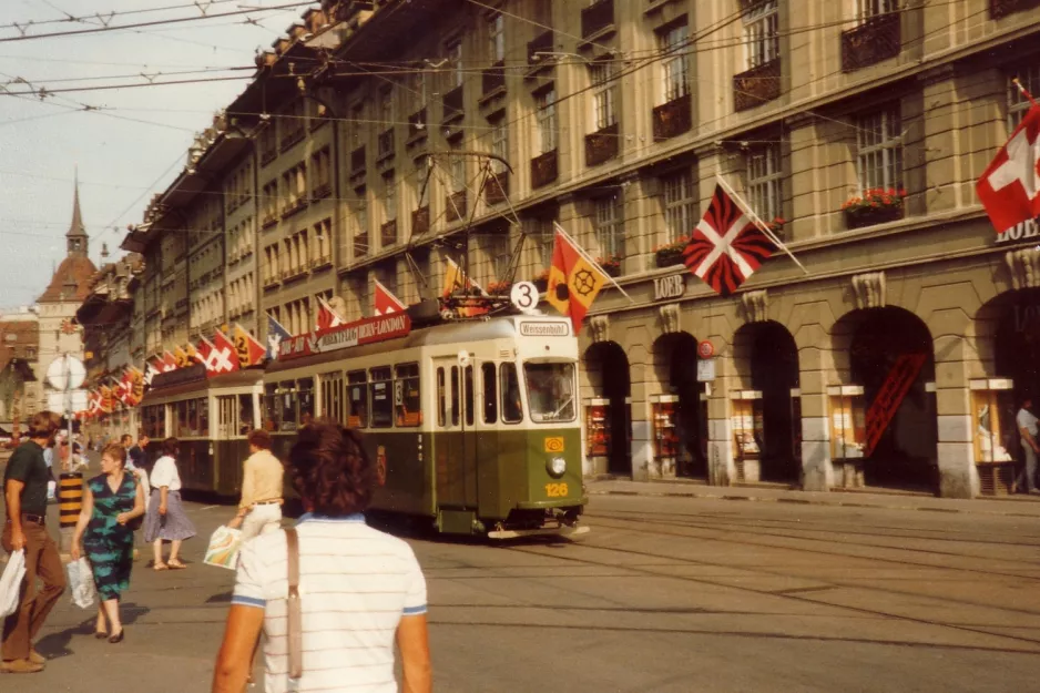 Bern Straßenbahnlinie 3 mit Triebwagen 126 auf Spitalgasse (1982)