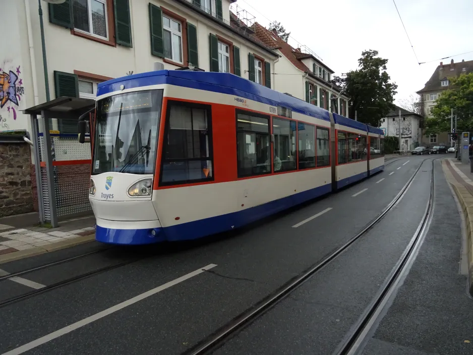 Darmstadt Straßenbahnlinie 3 mit Niederflurgelenkwagen 0789 "Troyes" am Orangerie (2024)