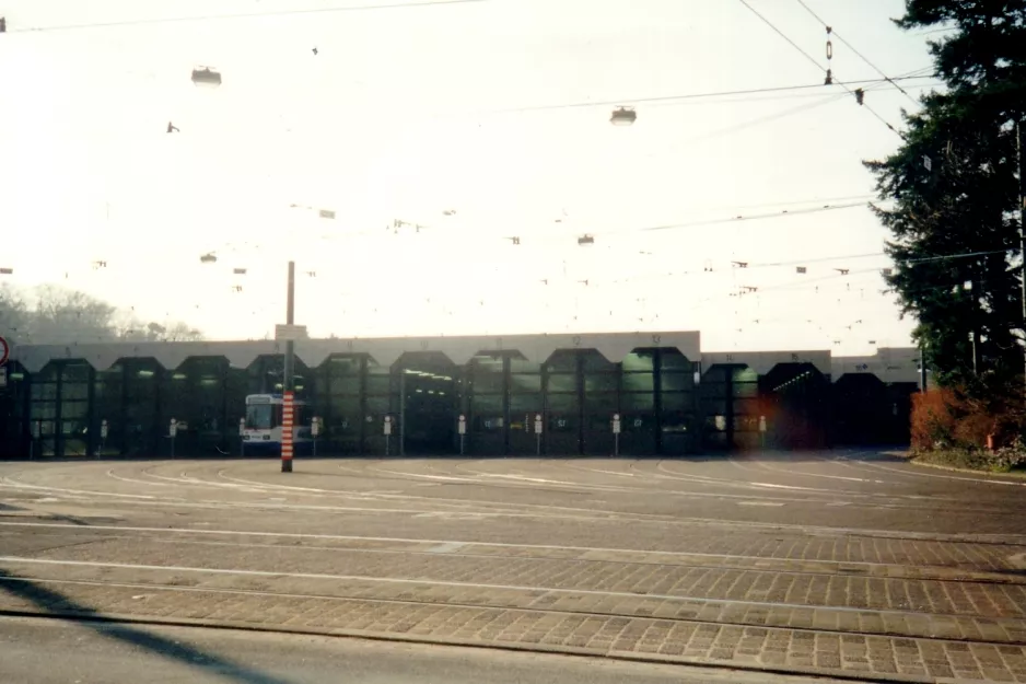 Darmstadt vor Böllenfalltor (2001)