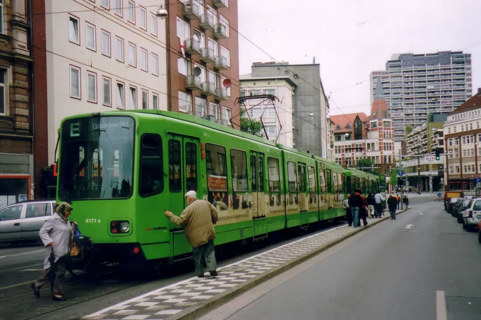 Hannover Gelenkwagen 6171 am Schwarzer Bär (2006)