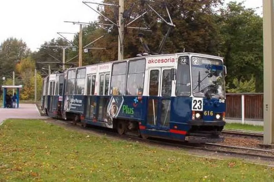 Krakau Zusätzliche Linie 23 mit Triebwagen 616 am Borek Fałęcki (2005)