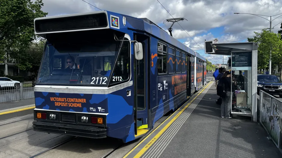 Melbourne Gelenkwagen 2112 am Royal Childrens Hospital (2024)