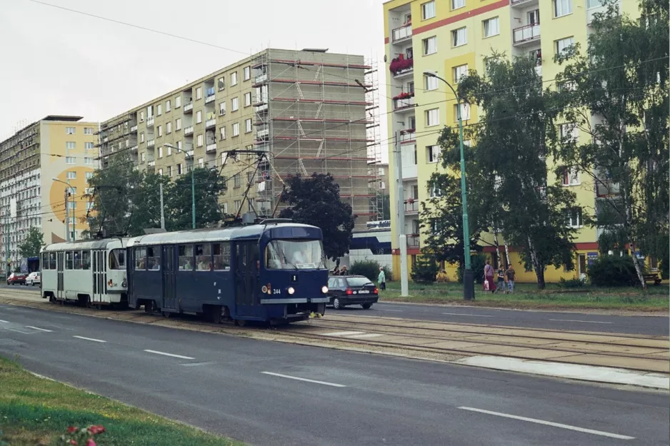 Most Zusätzliche Linie 1 mit Triebwagen 244 auf třída Budovatelů (2008)