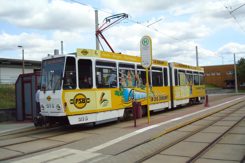 Plauen Zusätzliche Linie 6 mit Gelenkwagen 216 am Oberer Bahnhof, Stadtpark (2015)