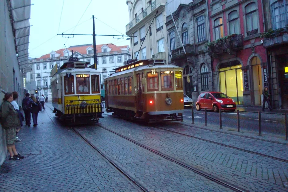 Porto Tram City Tour mit Triebwagen 203 auf Rua de Augusto Rosa (2008)