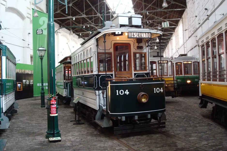 Porto Triebwagen 104 im Museu do Carro Eléctrico (2008)