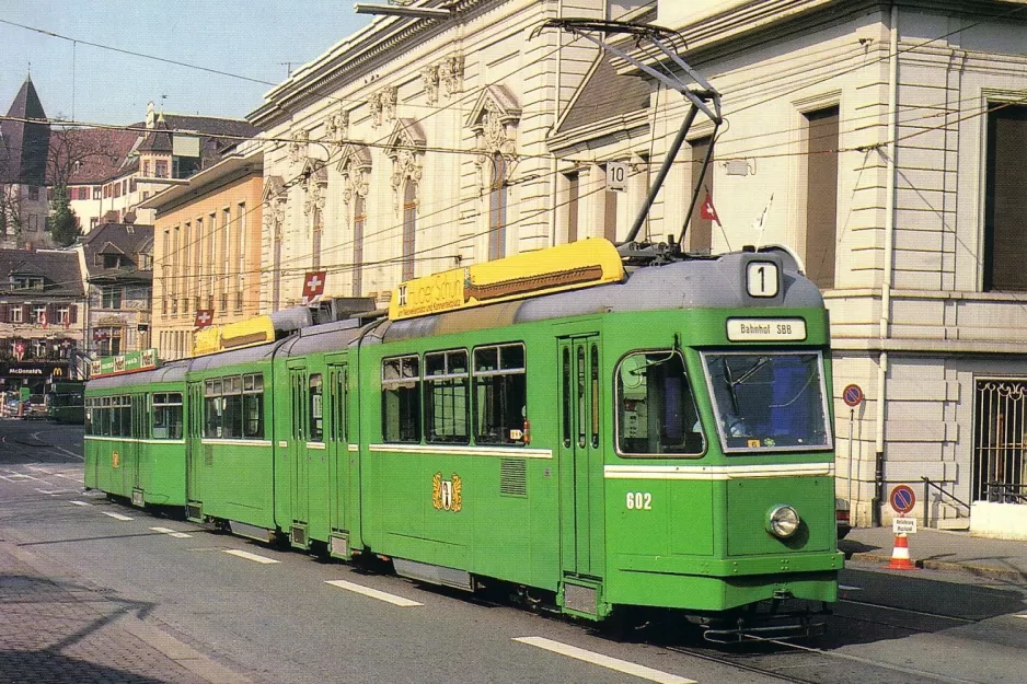 Postkarte: Basel Straßenbahnlinie 1 mit Gelenkwagen 602 auf Steinenberg (1992)