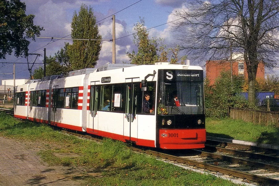 Postkarte: Bremen Niederflurgelenkwagen 3001 auf Wesertower (1993)