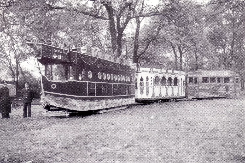 Postkarte: Bremen Triebwagen 182 am Bürgerpark (1955)