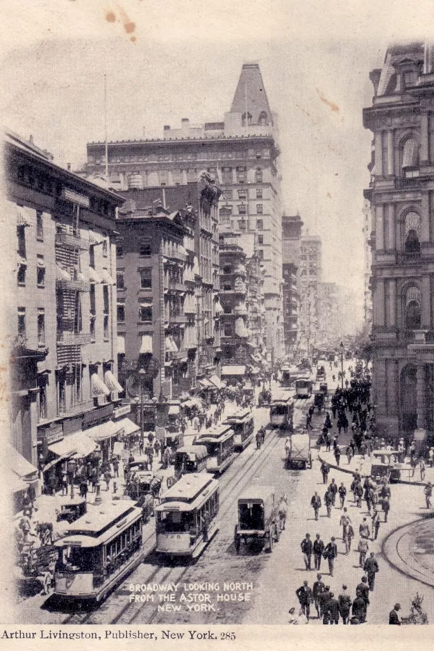 Postkarte: Broadway looking north
 (1910)