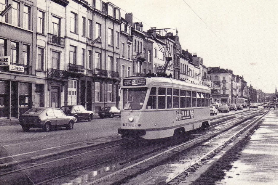 Postkarte: Brüssel Straßenbahnlinie 58 mit Triebwagen 7027nah Gade du Midi / Zuidstation (1981)