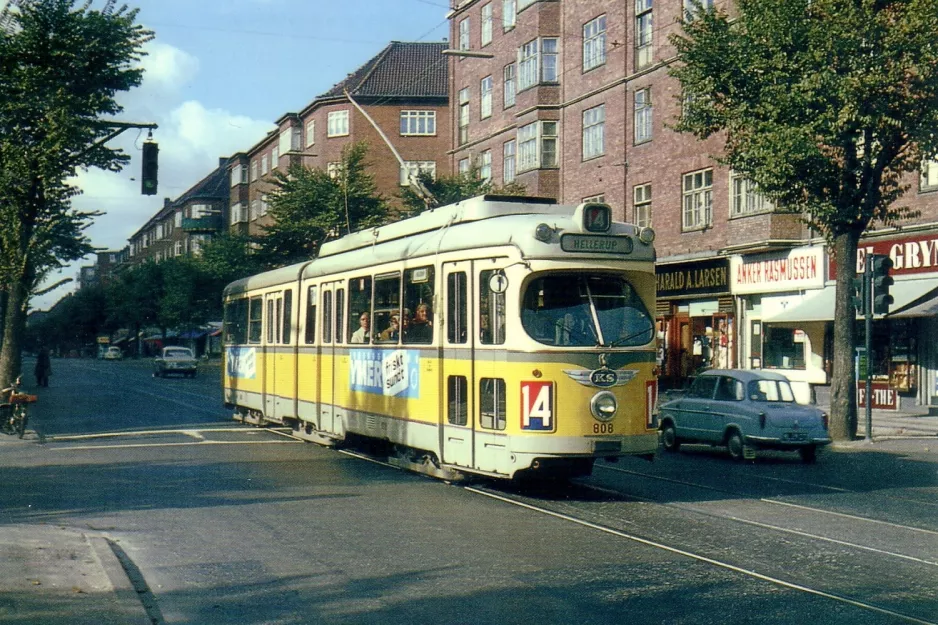 Postkarte: Frederiksberg Straßenbahnlinie 14 mit Gelenkwagen 808 in der Kreuzung Dalgas Blvd (1965)