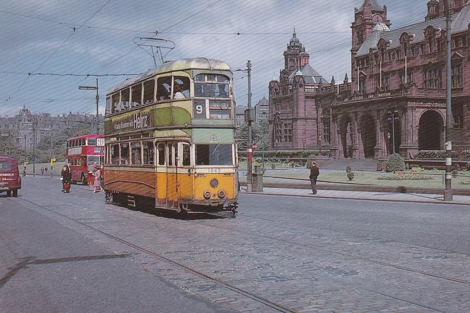 Postkarte: Glasgow Straßenbahnlinie 9 mit Doppelstocktriebwagen 1243nah Museum and Art Gallery (1962)