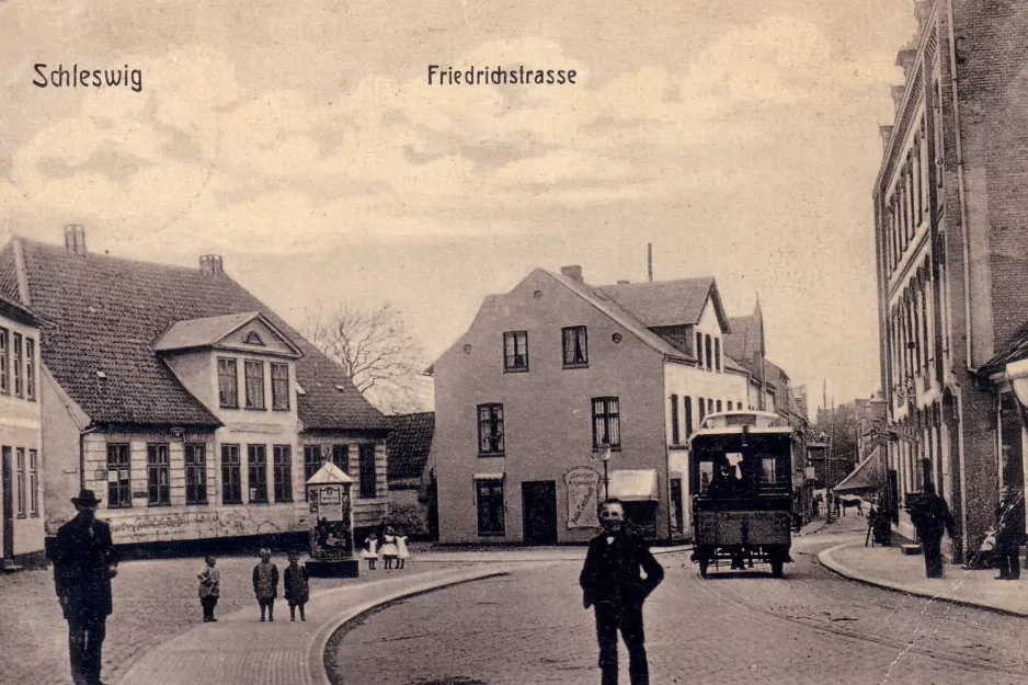 Postkarte: Schleswig Friedrichstrasse. (1900)