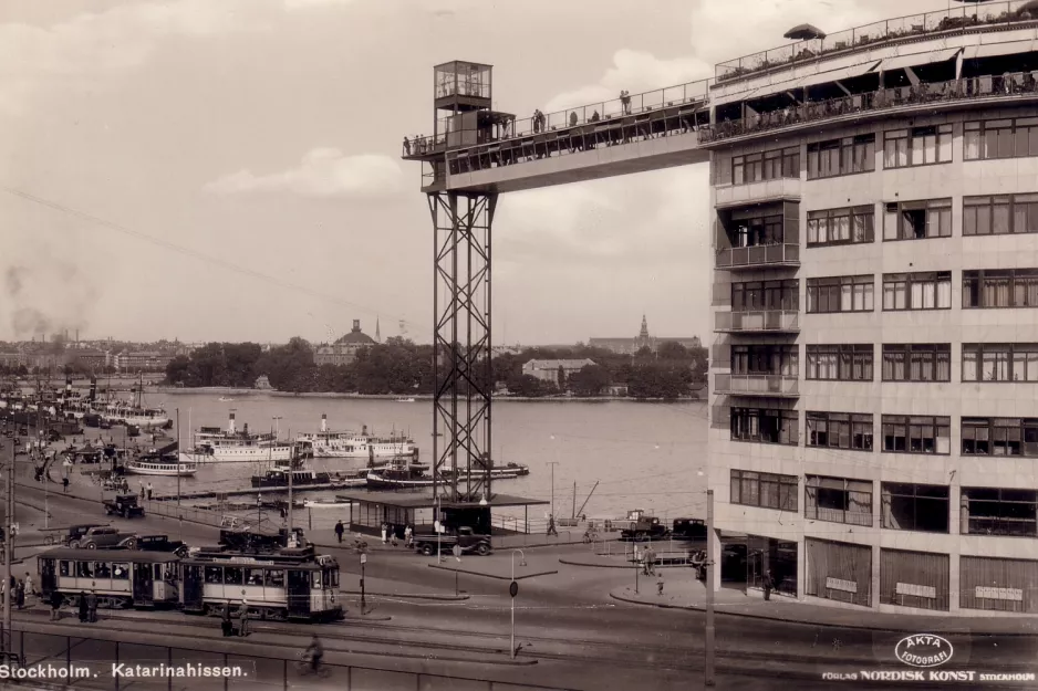 Postkarte: Stockholm Straßenbahnlinie 4 am Slussen (1954)