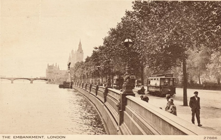 Postkarte: The Embankment. London 27886 (1935)