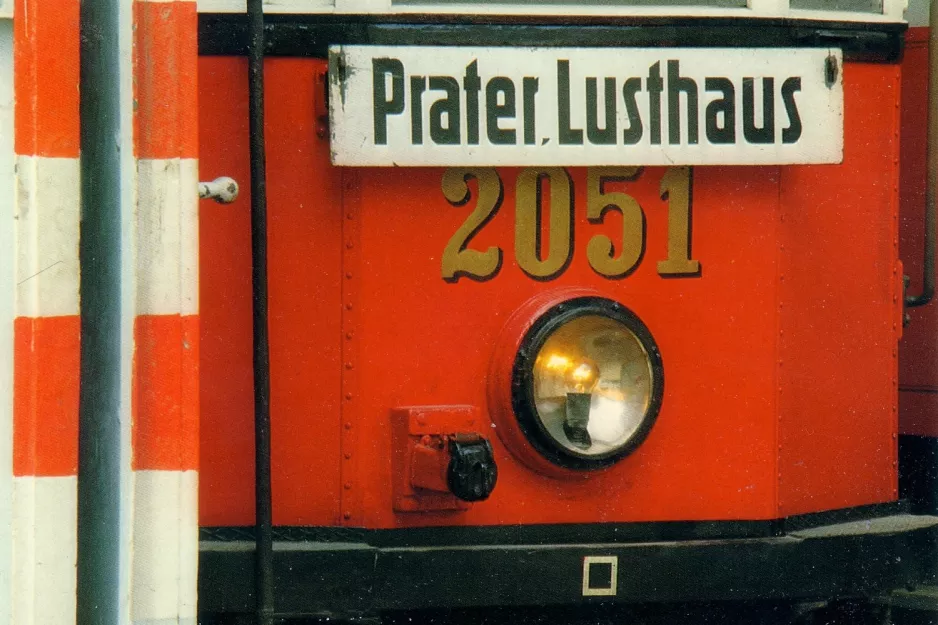 Postkarte: Wien Triebwagen 2051nah Praterstern (2000)