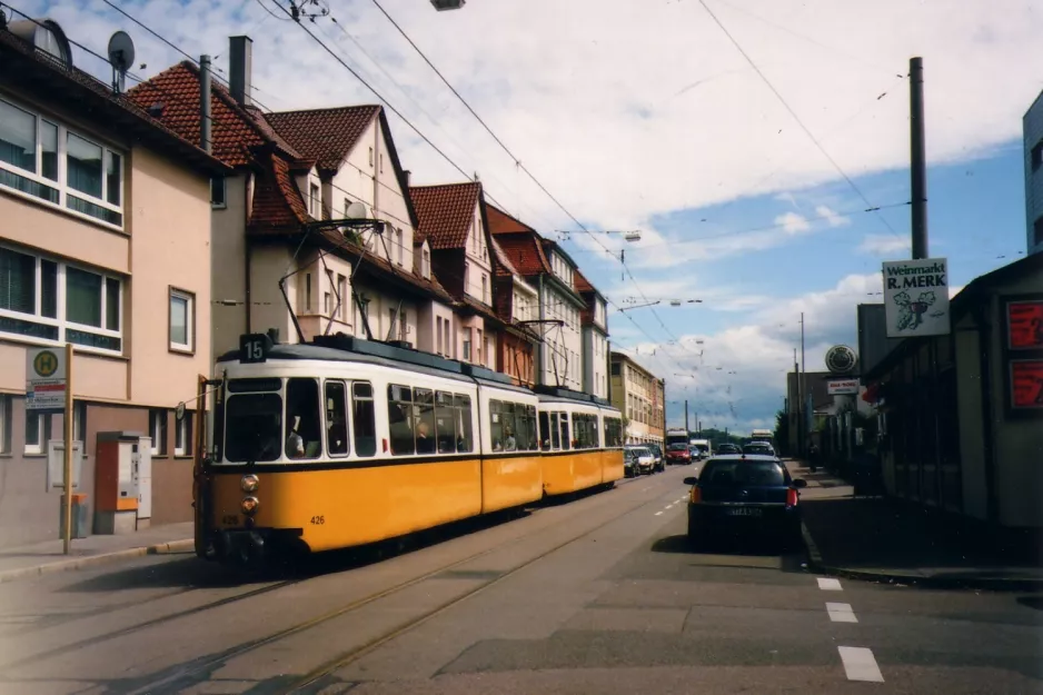 Stuttgart Straßenbahnlinie 15 mit Gelenkwagen 426 am Salzwiesenstraße (2007)