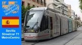 Straßenbahn von Sevilla im historischen Stadtzentrum