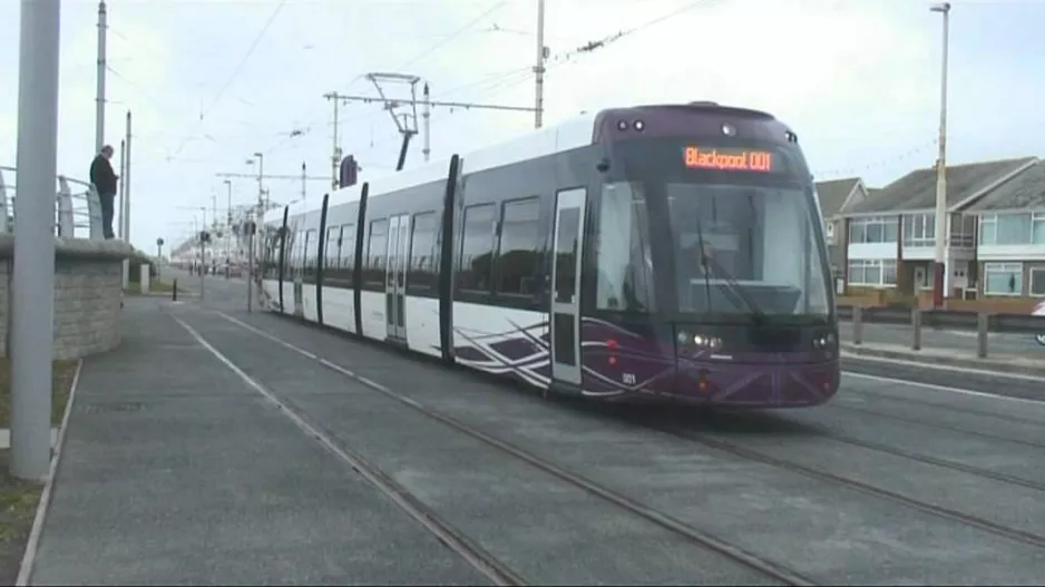 Blackpools neue Bombardier Flexity Straßenbahn