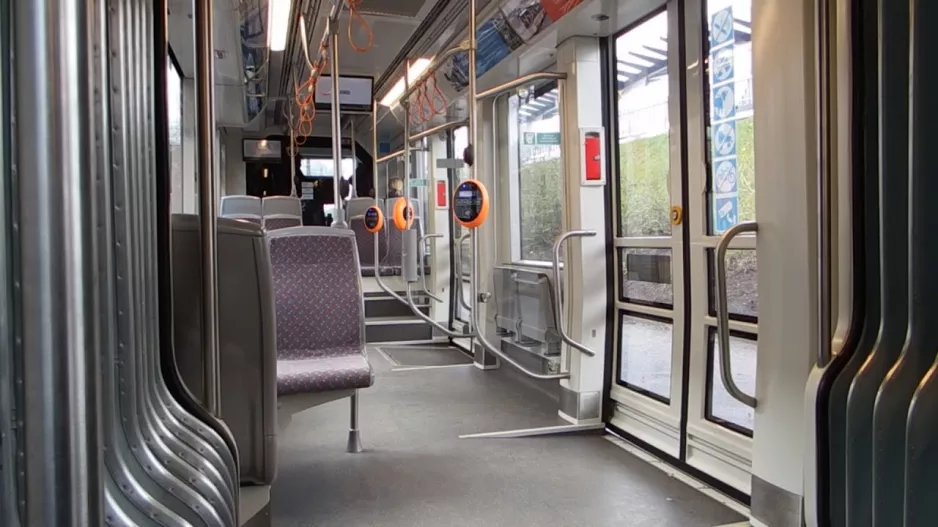CAF Urbos Straßenbahn in Tallinn