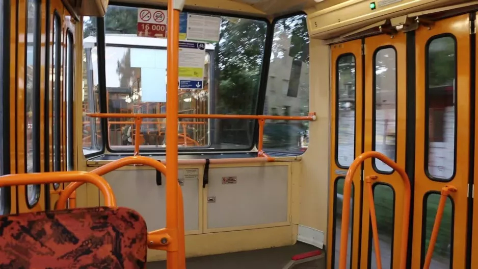 Fahrt mit der Tatra T5C5K-Straßenbahn in Budapest