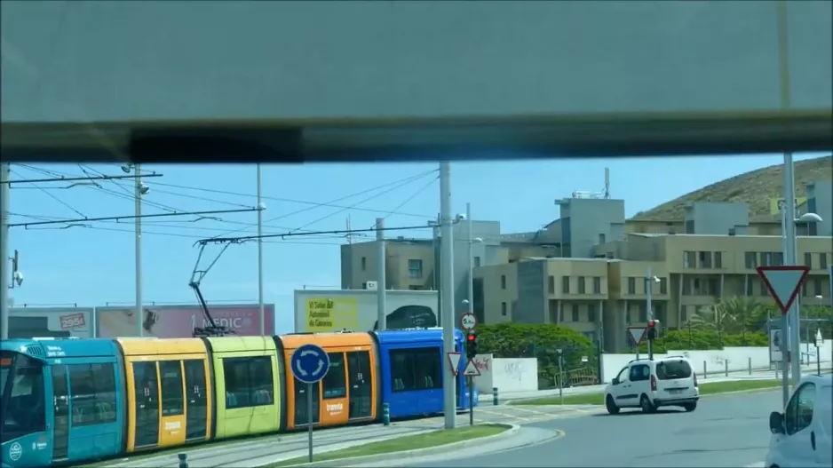 Komplette Fahrt mit der Straßenbahnlinie 1 von Teneriffa