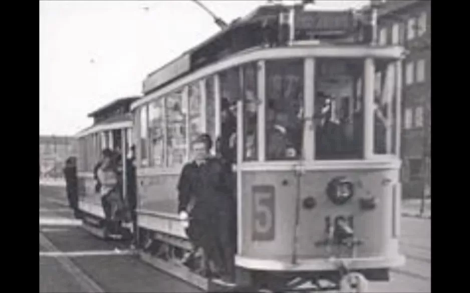 Letzte Straßenbahn. Gunnar Lemvigh mit Emsemble. Kopenhagen 1941