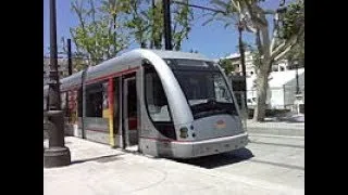 MetroCentro Sevilla, Spanien. Wow, ein Erlebnis mit der Hybrid-Straßenbahn!